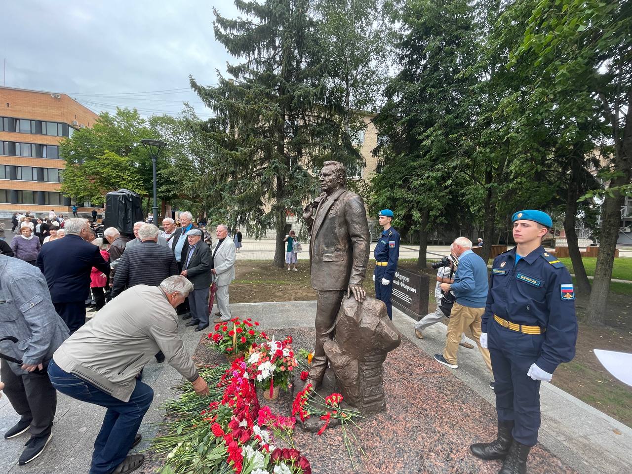 В Тосно открыли памятник почетному гражданину Николаю Федоровичу Федорову